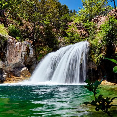 fossil creek arizona waterfall.